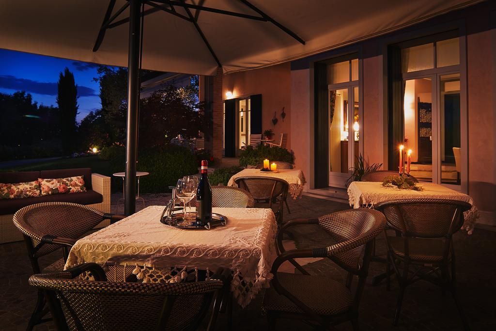 Villa Archi B&B San Pietro in Cariano Exteriör bild